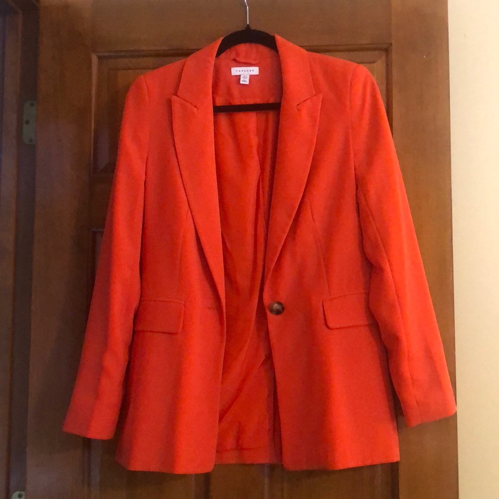 Oversized tangerine blazer. Single button. Fully lined